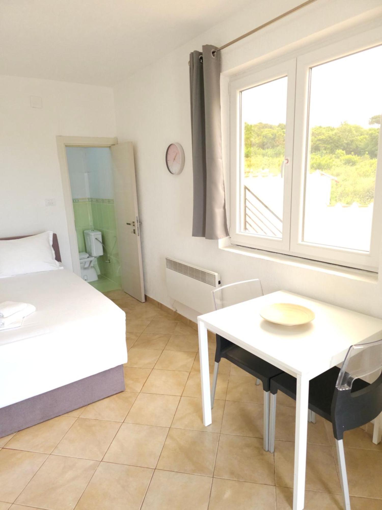 Talija Apartments Krimovica Budva Quarto foto